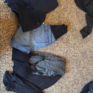 Maternity leggings, shorts and bra EUC